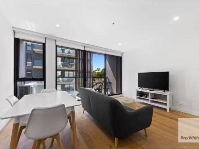 Just in! 1 BR 310B/1093 Plenty Road, BUNDOORA Apartment for re.