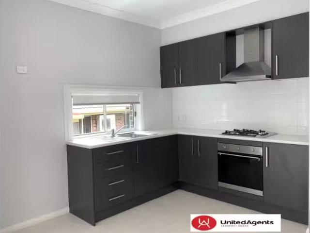 New 1 BR 31A Kew Road, HOXTON PARK House for rent Listed by P.