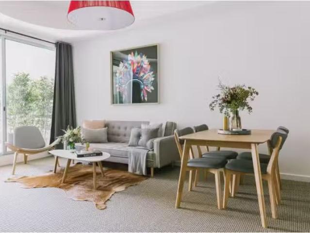 Nice 1 BR 401/16 Moore Street, CITY Apartment for rent Listed.