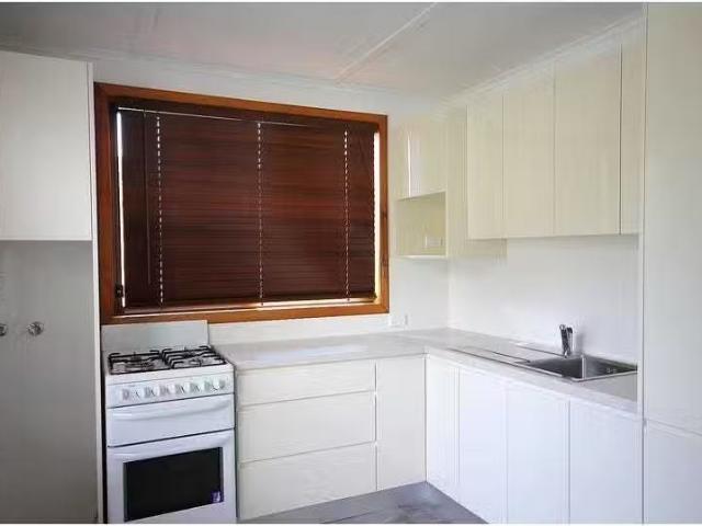 Cozy 1 BR 41B Oregon Street, Blacktown House for rent Listed.