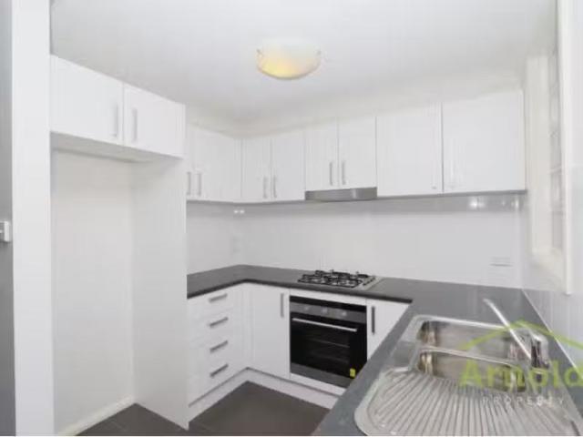 Just in! 1 BR 43/75 Abbott Street, WALLSEND Apartment for rent.