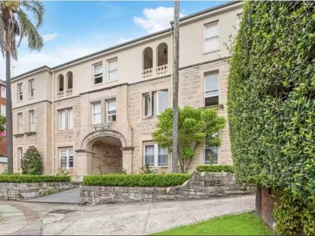 Rental! 1 BR 5/1A Wyuna Road, POINT PIPER Apartment for rent.