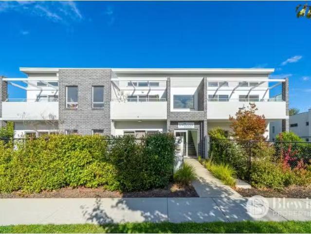 Cozy 1 BR 7/7 Lowanna Street, Braddon Apartment for rent List.