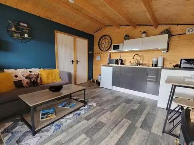 Charming 1 BR Gondolier Restaurant