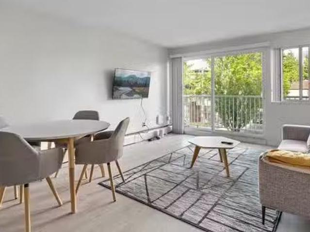 Cheap 1 BR East 12th Avenue