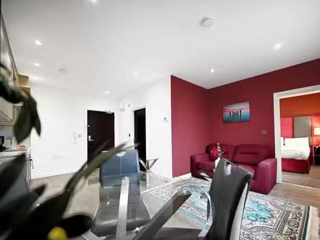 Unique 1 BR Milburn Avenue