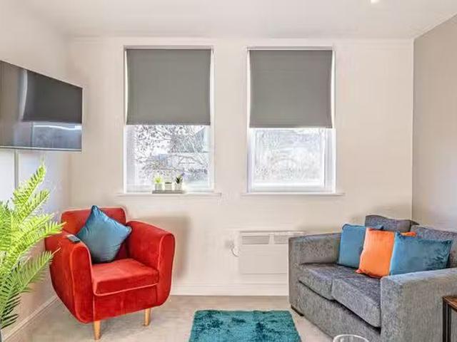 Rental! 1 BR Portland Place