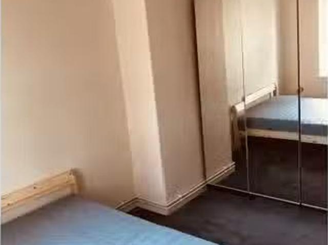 Just in! 1 BR Room in shared apartment in London