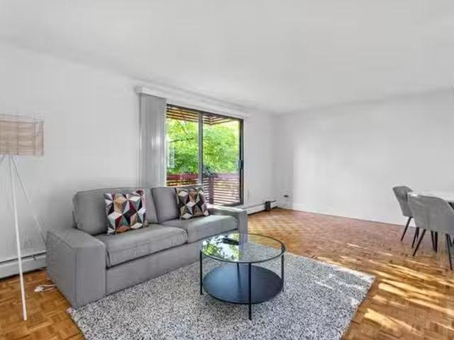 For Rent! 1 BR West 10th Avenue
