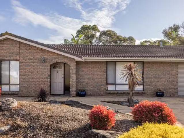 Rental! 1 Peasy Place, Reynella East, SA 5161 House for Rent