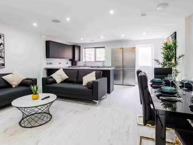 Deal! 1 Room 94 Avondale Road, L15 6 Beds 6 Baths