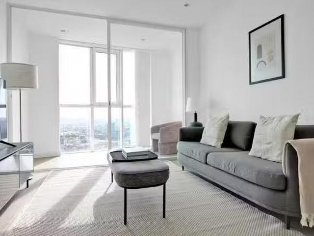 Deal! 1 Room Sky Gardens, Wandsworth Rd, Lambeth 1 Bedroom.