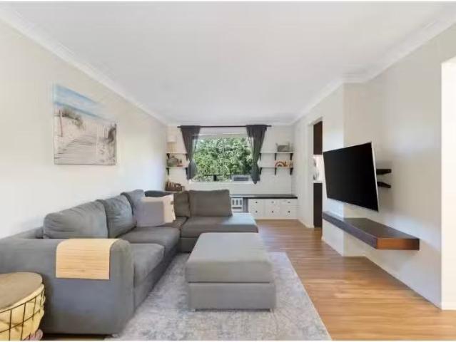 Charming 1 The Rise, Lisarow House for rent Listed by Paije W.