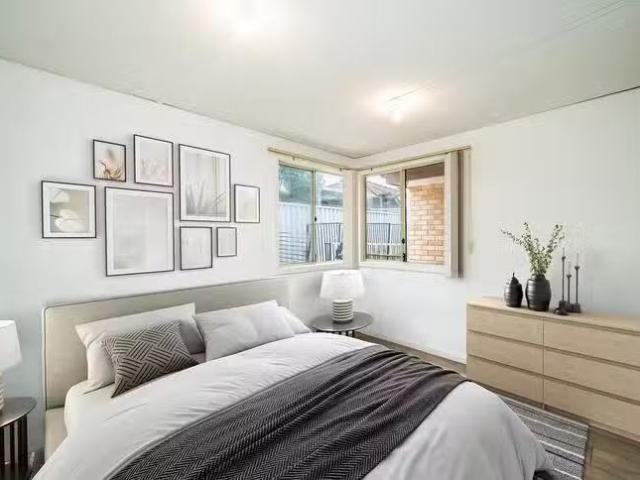 Cheap 1A Tussock Elbow, Banksia Grove, WA 6031