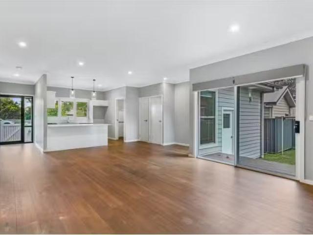 Cozy 2/43 Day Street, East Maitland House for rent Listed by.