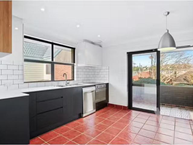 New 2/40 Bruce Street, Cooks Hill Apartment for rent Listed b.