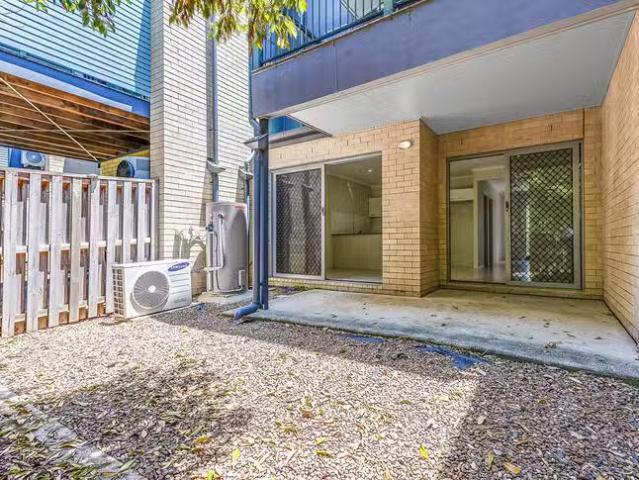 Cheap 24/2 8 Reserve Court, Murrumba Downs, QLD 4503
