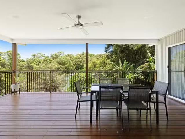 Unique 242A Panorama Drive, Rosemount, QLD 4560