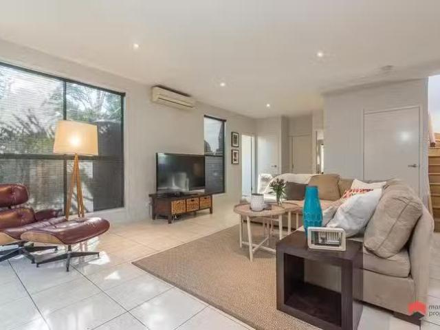 Rental! 2/46 Fisher Street, East Brisbane, QLD 4169