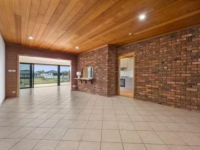 For Rent! 2/49 Ballina Crescent, Port Macquarie, NSW 2444