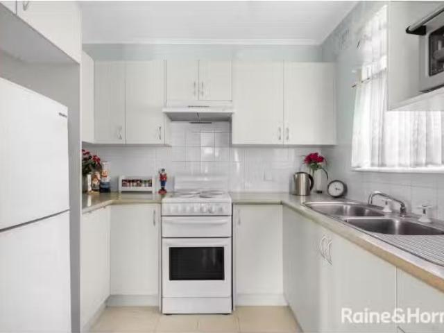 Nice 24 Mckay Street, NOWRA House for rent Listed by Brett Wi.
