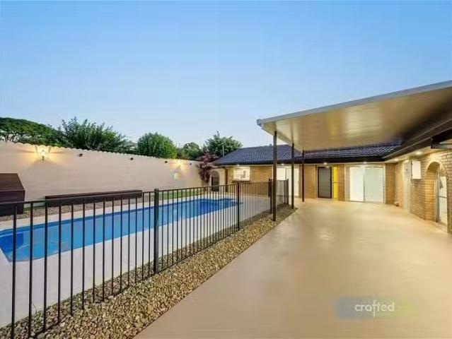 Just in! 24 Azalea Avenue, Daisy Hill, QLD 4127