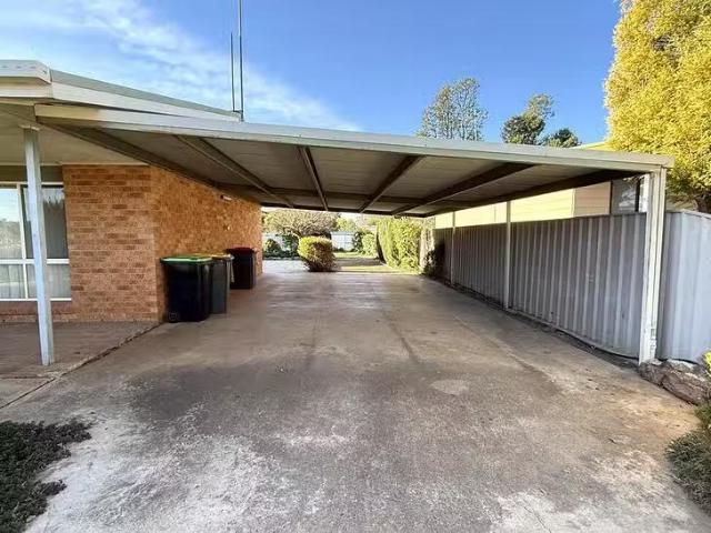 Deal! 24 Brooks Crescent, Darlington Point, NSW 2706