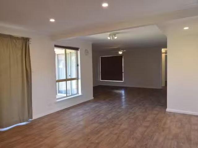 Rental! 24 Copas Drive, Klemzig, SA 5087