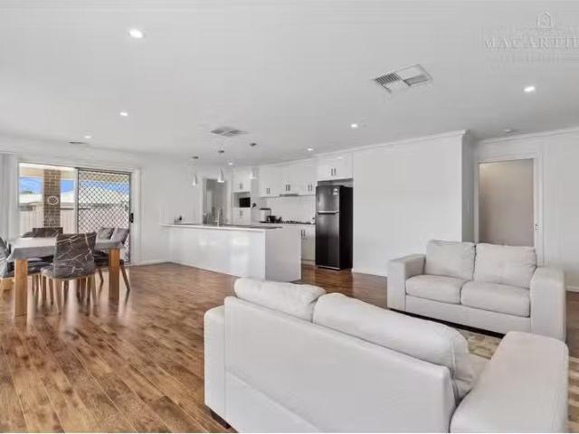 Deal! 24 Darcy Drive, Boorooma House for rent Listed by Leasi.