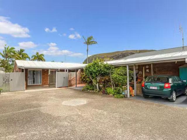 Rental! 2/4 Ramillies Street, Mount Coolum, QLD 4573