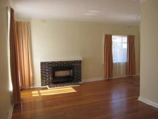 For Rent! 24 Shafer Road, Blackburn North, VIC 3130