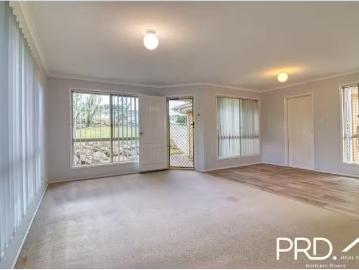 Cozy 2/53 Elizabeth Avenue, GOONELLABAH House for rent Listed.