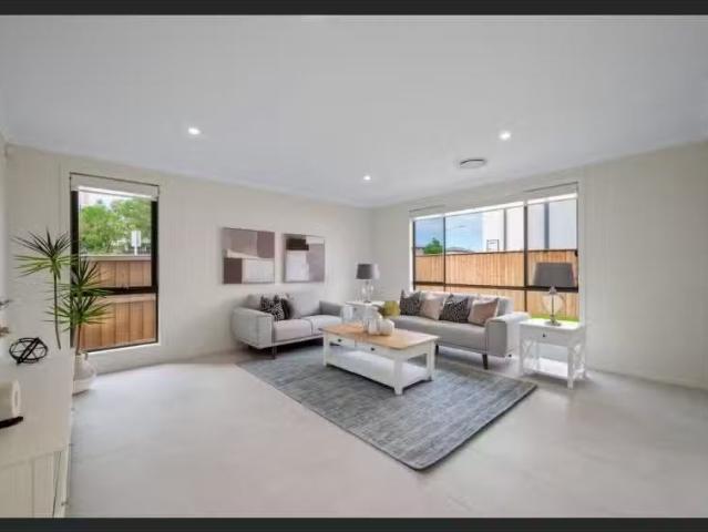 Cozy 251 Bernera Road, EDMONDSON PARK House for rent Listed b.