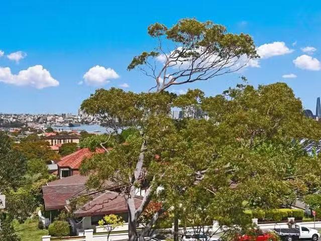 Deal! 25/26 Cranbrook Avenue, Cremorne, NSW 2090