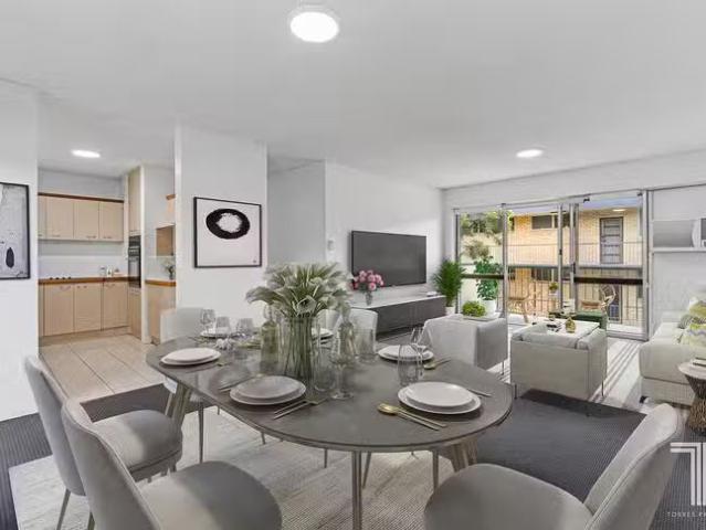 For Rent! 2/55 Burrai Street, Morningside, QLD 4170