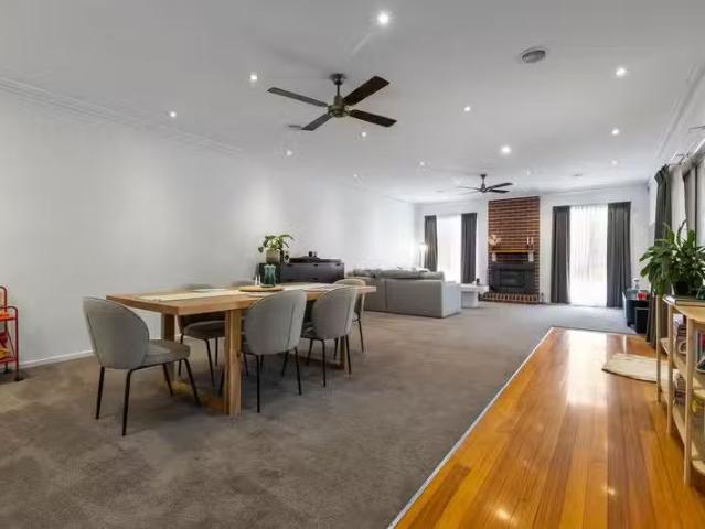 Deal! 25 Marlo Street, Hamlyn Heights, VIC 3215 House for Rent