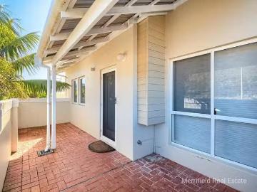 For Rent! 2/5 Barnett Street, Middleton Beach, WA 6330