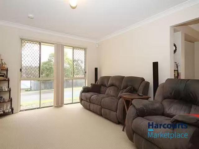 Charming 25 Sunview Road, SPRINGFIELD, QLD 4300 House for Rent