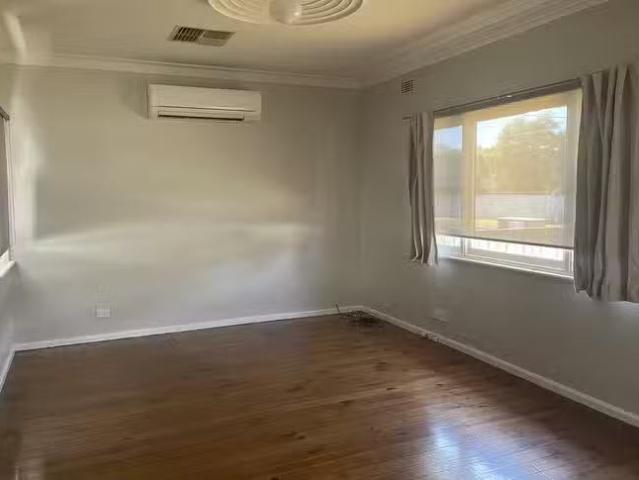 Charming 25 Sharland Street, Mildura, VIC 3500