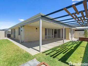Charming 25 Tully Parade, Ellenbrook, WA 6069