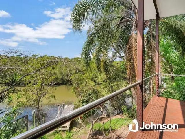 Rental! 25 Wynnum Road, Norman Park House for rent Listed by.