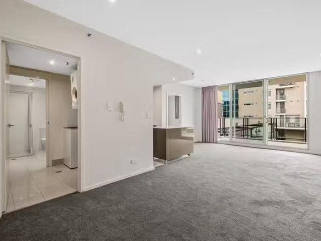 Nice 26/3 London Circuit, Canberra, ACT 2601