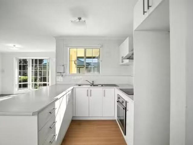 Rental! 2/63 Pitt Avenue, Riverside, TAS 7250