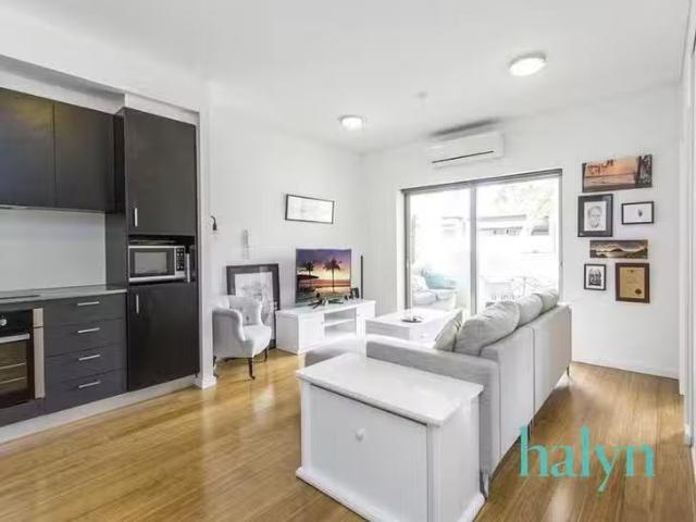 Unique 2/67 Brewer Street, Perth, WA 6000