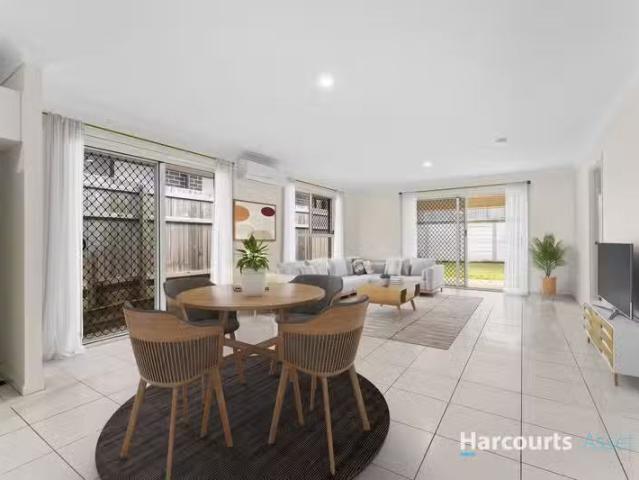 Rental! 26 Sienna Circuit, YARRABILBA, QLD 4207 House for Rent