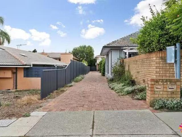 For Rent! 2/72 Gardner Street, Como, WA 6152
