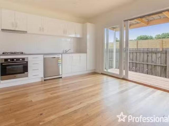 Charming 2/74 Williams Street, Dromana, VIC 3936