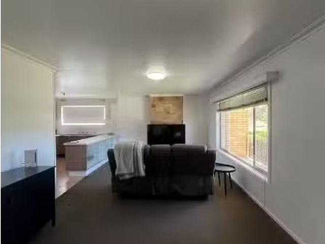 Nice 2/74 Binya Street, GRIFFITH Apartment for rent Listed by.