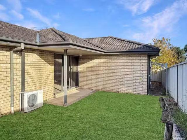 Nice 2/76 Brigantine Street, Rutherford, NSW 2320