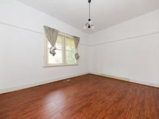 Rental! 279 Jasper Road, Mckinnon VIC 3204